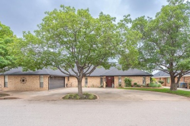 This sweet home, nestled on the 5th hole of Green Tree golf on Green Tree Country Club in Texas - for sale on GolfHomes.com, golf home, golf lot
