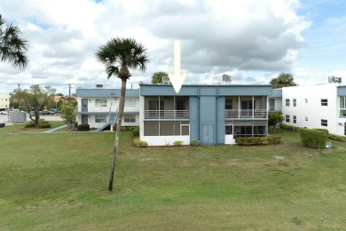 Discover this fully renovated, second-floor corner condo in on Kings Point Golf -Flanders Way in Florida - for sale on GolfHomes.com, golf home, golf lot