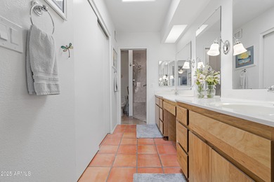 Welcome to this cozy home in Sun Lakes! This beautifully updated on Palo Verde Golf and Country Club in Arizona - for sale on GolfHomes.com, golf home, golf lot