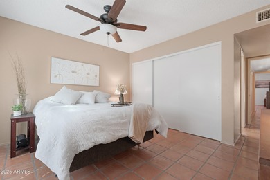 Welcome to this cozy home in Sun Lakes! This beautifully updated on Palo Verde Golf and Country Club in Arizona - for sale on GolfHomes.com, golf home, golf lot