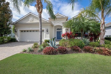 Beautifully maintained three-bedroom residence with a dedicated on Ritz-Carlton Members Golf Club in Florida - for sale on GolfHomes.com, golf home, golf lot
