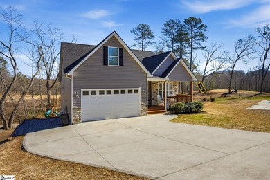 Rarely do you find a home that combines a 1-acre cul-de-sac lot on Cobbs Glen Country Club in South Carolina - for sale on GolfHomes.com, golf home, golf lot