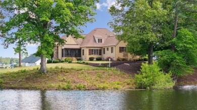 Welcome to 1431 Cypress Creek Pkwy, located in a resort style on Cypress Creek Golfers Club in Virginia - for sale on GolfHomes.com, golf home, golf lot