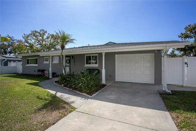 Imagine starting your morning with a round of golf and ending on Largo Golf Course in Florida - for sale on GolfHomes.com, golf home, golf lot