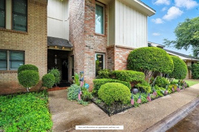 Two-story townhouse in Fairway Oaks Country Club with 3 bedrooms on Abilene Country Club - South Course in Texas - for sale on GolfHomes.com, golf home, golf lot