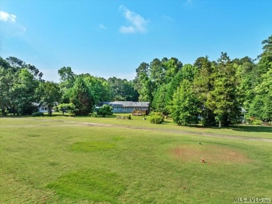 Check out this great off water Lake Gaston home that backs-up to on Tanglewood Shores Golf Club in Virginia - for sale on GolfHomes.com, golf home, golf lot