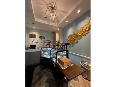 Welcome to resort-style living in this beautifully maintained on Wynmoor Golf Course in Florida - for sale on GolfHomes.com, golf home, golf lot