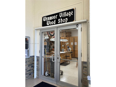 Welcome to resort-style living in this beautifully maintained on Wynmoor Golf Course in Florida - for sale on GolfHomes.com, golf home, golf lot