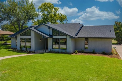 This is a stunning, completely updated and remodeled in 2020 on Lost Creek Golf Course in Texas - for sale on GolfHomes.com, golf home, golf lot