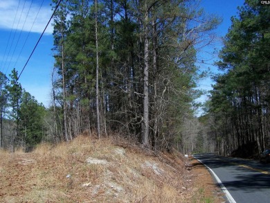 Wooded lots with no restrictions.  This parcel combines 5 on Oak Hills Golf Club in South Carolina - for sale on GolfHomes.com, golf home, golf lot