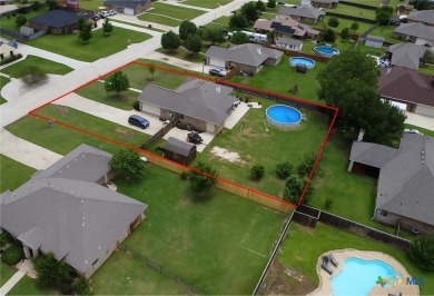 Beautiful custom 4BD/2BA home located just a golf cart ride away on Gatesville Country Club in Texas - for sale on GolfHomes.com, golf home, golf lot