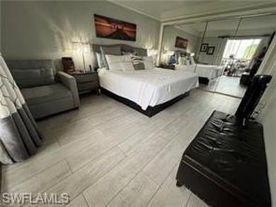 LAKEWOOD GOLF COMMUNITY! AFFORDABLE, THIS WELL MAINTAINED 2 on Lakewood Country Club in Florida - for sale on GolfHomes.com, golf home, golf lot