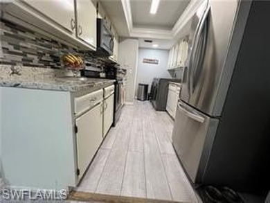 LAKEWOOD GOLF COMMUNITY! AFFORDABLE, THIS WELL MAINTAINED 2 on Lakewood Country Club in Florida - for sale on GolfHomes.com, golf home, golf lot