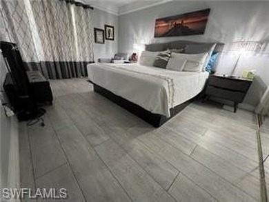 LAKEWOOD GOLF COMMUNITY! AFFORDABLE, THIS WELL MAINTAINED 2 on Lakewood Country Club in Florida - for sale on GolfHomes.com, golf home, golf lot