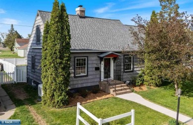 This beautifully maintained 4-bedroom, 3-bathroom home is on Virginia Golf Course in Minnesota - for sale on GolfHomes.com, golf home, golf lot
