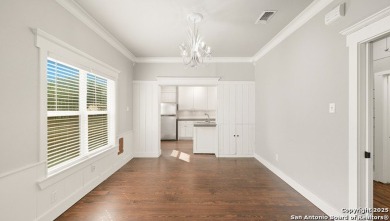 Charming 1920s bungalow in the heart of New Braunfels! This 2 on Landa Park Golf Course in Texas - for sale on GolfHomes.com, golf home, golf lot