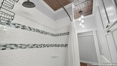 Charming 1920s bungalow in the heart of New Braunfels! This 2 on Landa Park Golf Course in Texas - for sale on GolfHomes.com, golf home, golf lot