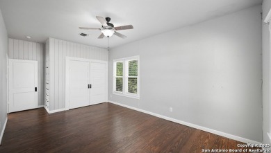 Charming 1920s bungalow in the heart of New Braunfels! This 2 on Landa Park Golf Course in Texas - for sale on GolfHomes.com, golf home, golf lot