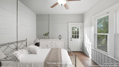 Charming 1920s bungalow in the heart of New Braunfels! This 2 on Landa Park Golf Course in Texas - for sale on GolfHomes.com, golf home, golf lot