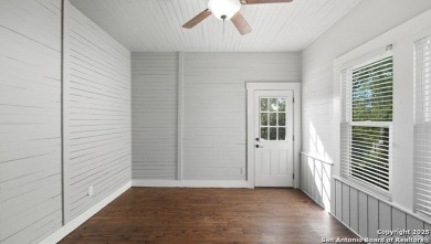 Charming 1920s bungalow in the heart of New Braunfels! This 2 on Landa Park Golf Course in Texas - for sale on GolfHomes.com, golf home, golf lot