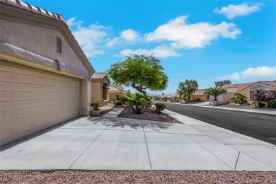 This is it! Charming home nestled in the vibrant Sun City on Highland Falls Golf Club in Nevada - for sale on GolfHomes.com, golf home, golf lot