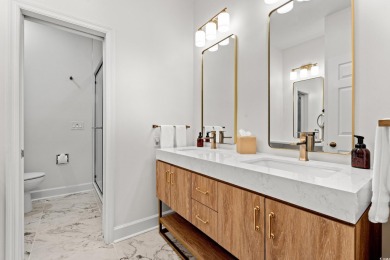 This charming 2 bedroom, 2.5 bathroom townhome located in on Wachesaw Plantation Club in South Carolina - for sale on GolfHomes.com, golf home, golf lot