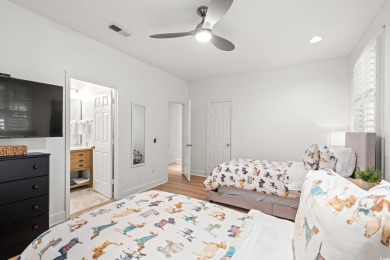 This charming 2 bedroom, 2.5 bathroom townhome located in on Wachesaw Plantation Club in South Carolina - for sale on GolfHomes.com, golf home, golf lot