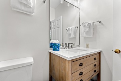 This charming 2 bedroom, 2.5 bathroom townhome located in on Wachesaw Plantation Club in South Carolina - for sale on GolfHomes.com, golf home, golf lot