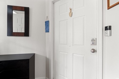 This charming 2 bedroom, 2.5 bathroom townhome located in on Wachesaw Plantation Club in South Carolina - for sale on GolfHomes.com, golf home, golf lot