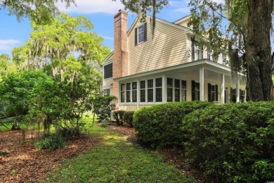 This charming 2 bedroom, 2.5 bathroom townhome located in on Wachesaw Plantation Club in South Carolina - for sale on GolfHomes.com, golf home, golf lot