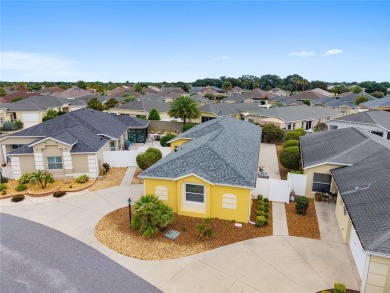 BRAND NEW ROOF JUNE 2025 ON THIS BEAUTIFULLY UPDATED 3 BED / 2 on The Links of Spruce Creek in Florida - for sale on GolfHomes.com, golf home, golf lot