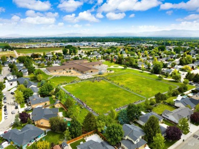 Great 4 Bedroom, 2 Bath home with split floor plan and nice size on Lakeview Golf Club in Idaho - for sale on GolfHomes.com, golf home, golf lot