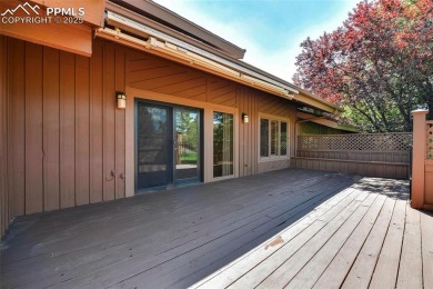 The Living Is Easy...In this contemporary 2 bed/2 bath townhome on Kissing Camels Golf Course in Colorado - for sale on GolfHomes.com, golf home, golf lot