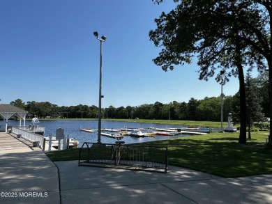 LEISURE VILLAGE - Very desirable  updated Baronet model end unit on Greenbriar Woodlands in New Jersey - for sale on GolfHomes.com, golf home, golf lot