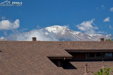 The Living Is Easy...In this contemporary 2 bed/2 bath townhome on Kissing Camels Golf Course in Colorado - for sale on GolfHomes.com, golf home, golf lot
