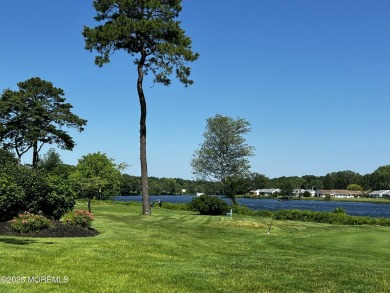LEISURE VILLAGE - Very desirable  updated Baronet model end unit on Greenbriar Woodlands in New Jersey - for sale on GolfHomes.com, golf home, golf lot