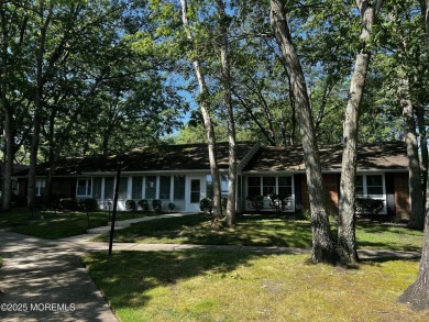LEISURE VILLAGE - Very desirable  updated Baronet model end unit on Greenbriar Woodlands in New Jersey - for sale on GolfHomes.com, golf home, golf lot