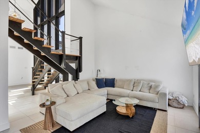 Welcome to this beautifully updated 3-bedroom, 3-bath home on Bent Tree Country Club in Florida - for sale on GolfHomes.com, golf home, golf lot