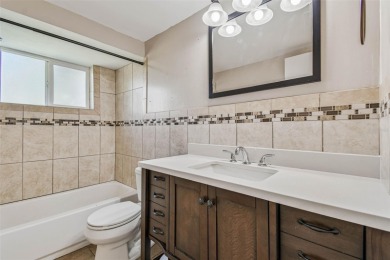 Welcome to this charming 2 bedroom, 2 bath home in the desirable on Beacon Woods Golf Club in Florida - for sale on GolfHomes.com, golf home, golf lot