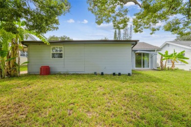 Welcome to this charming 2 bedroom, 2 bath home in the desirable on Beacon Woods Golf Club in Florida - for sale on GolfHomes.com, golf home, golf lot