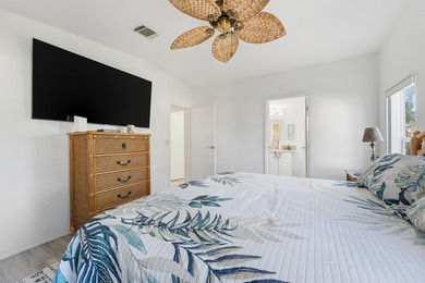 Land Lease home in 55+ community of Savanna Club.  MOVE IN on Savanna Golf Club in Florida - for sale on GolfHomes.com, golf home, golf lot