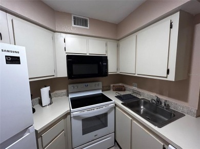 THIS cozy 1-bedroom, 1-bathroom condo offers 675 sq ft of modern on Ventura Country Club in Florida - for sale on GolfHomes.com, golf home, golf lot