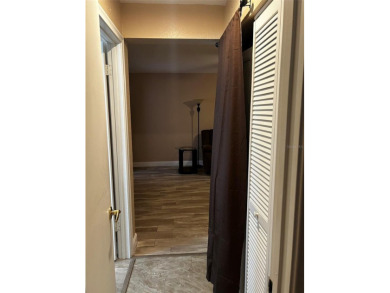 THIS cozy 1-bedroom, 1-bathroom condo offers 675 sq ft of modern on Ventura Country Club in Florida - for sale on GolfHomes.com, golf home, golf lot