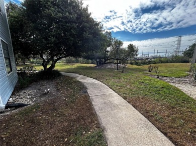 THIS cozy 1-bedroom, 1-bathroom condo offers 675 sq ft of modern on Ventura Country Club in Florida - for sale on GolfHomes.com, golf home, golf lot