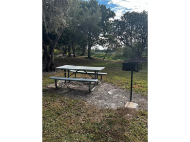 THIS cozy 1-bedroom, 1-bathroom condo offers 675 sq ft of modern on Ventura Country Club in Florida - for sale on GolfHomes.com, golf home, golf lot