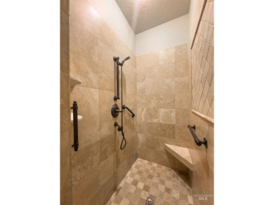 Now Available! Discover this rare Banbury Golf Course patio home on BanBury Golf Club in Idaho - for sale on GolfHomes.com, golf home, golf lot