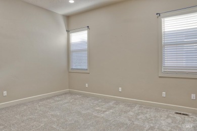 Now Available! Discover this rare Banbury Golf Course patio home on BanBury Golf Club in Idaho - for sale on GolfHomes.com, golf home, golf lot