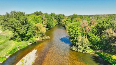 Now Available! Discover this rare Banbury Golf Course patio home on BanBury Golf Club in Idaho - for sale on GolfHomes.com, golf home, golf lot