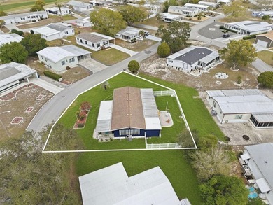 MOVE-IN READY!! REMODELED and UPGRADED KITCHEN -- the heart of on Brookridge Country Club in Florida - for sale on GolfHomes.com, golf home, golf lot