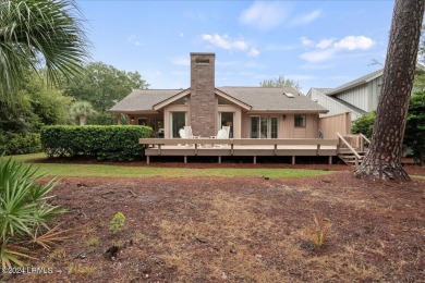 This beautifully renovated 3-bedroom, 2-bath coastal home is on Sea Pines Country Club in South Carolina - for sale on GolfHomes.com, golf home, golf lot